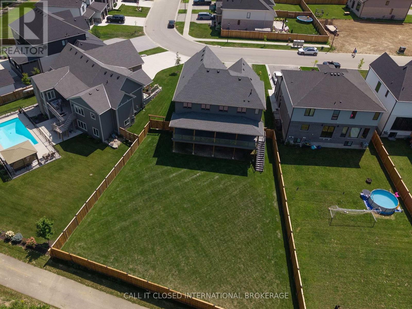 44 Royal Crescent, Southwold, Ontario  N5P 3T2 - Photo 43 - X13726778
