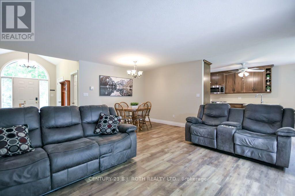 Unknown Address, ,    - Photo 11 - S13726804