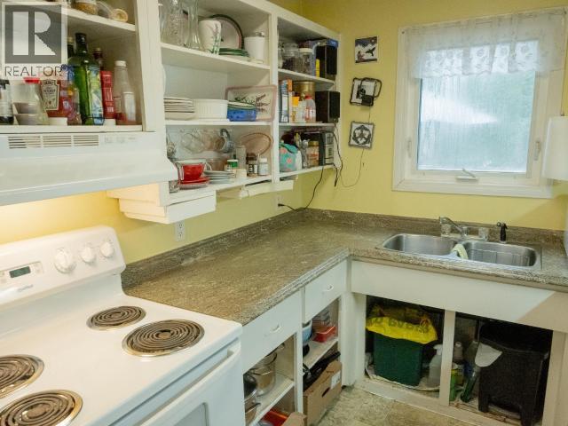 155 Dalton Trail, Whitehorse, Yukon Y1A 3G2 - Photo 4 - 17657