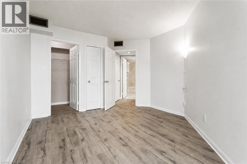 45 Kingsbridge Garden Circle Unit# 901, Mississauga, Ontario  L5R 3K4 - Photo 23 - 40855925