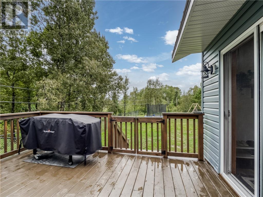29 Pioneer Street W, Markstay, Ontario  P0M 2G0 - Photo 19 - 2130051