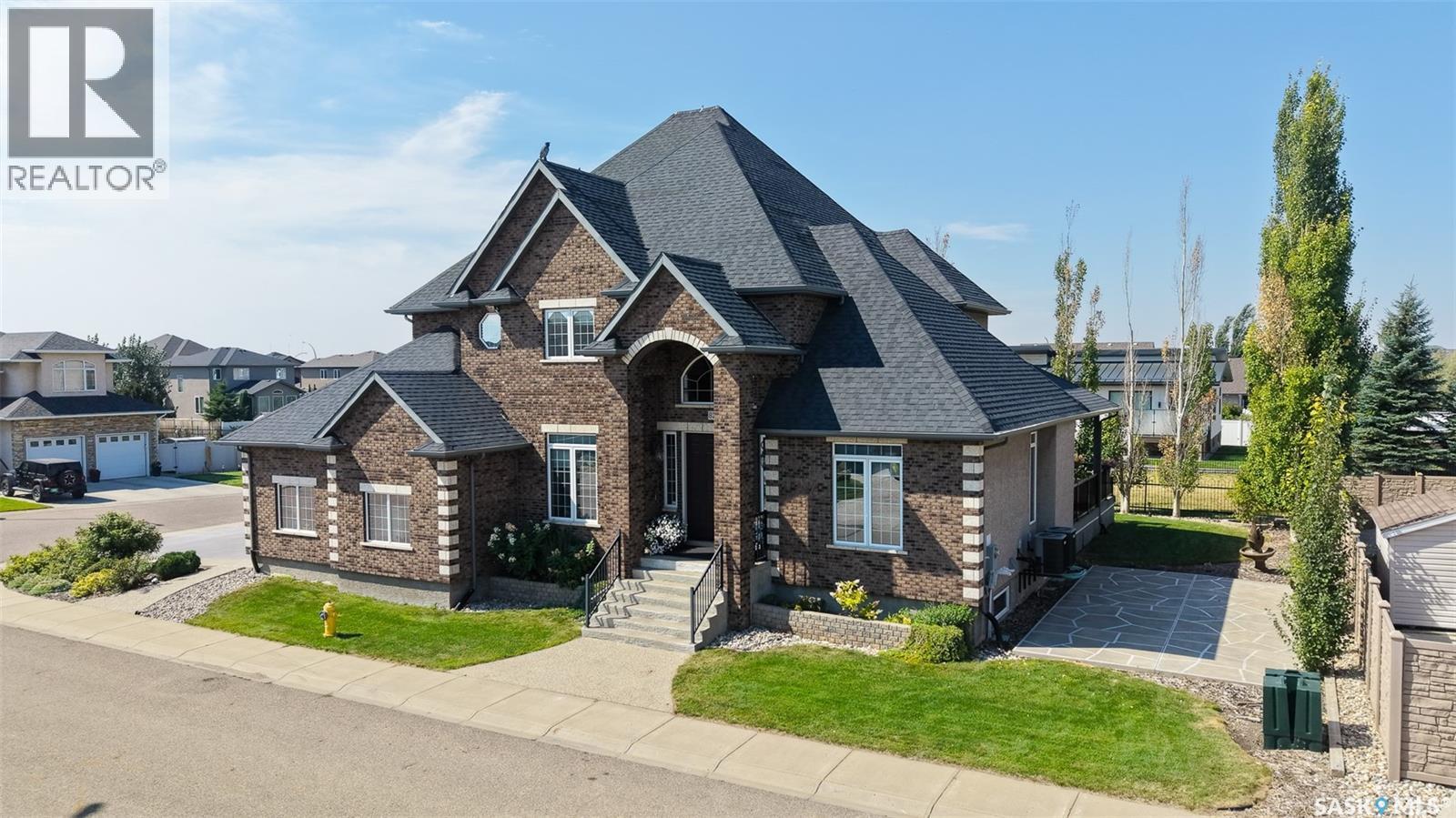 8259 Wascana Gardens POINT, Regina, Saskatchewan