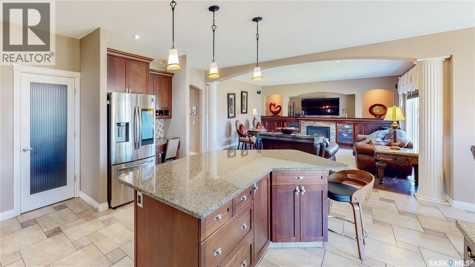 8259 Wascana Gardens Point, Regina, Saskatchewan  S4V 1G8 - Photo 18 - SK047026