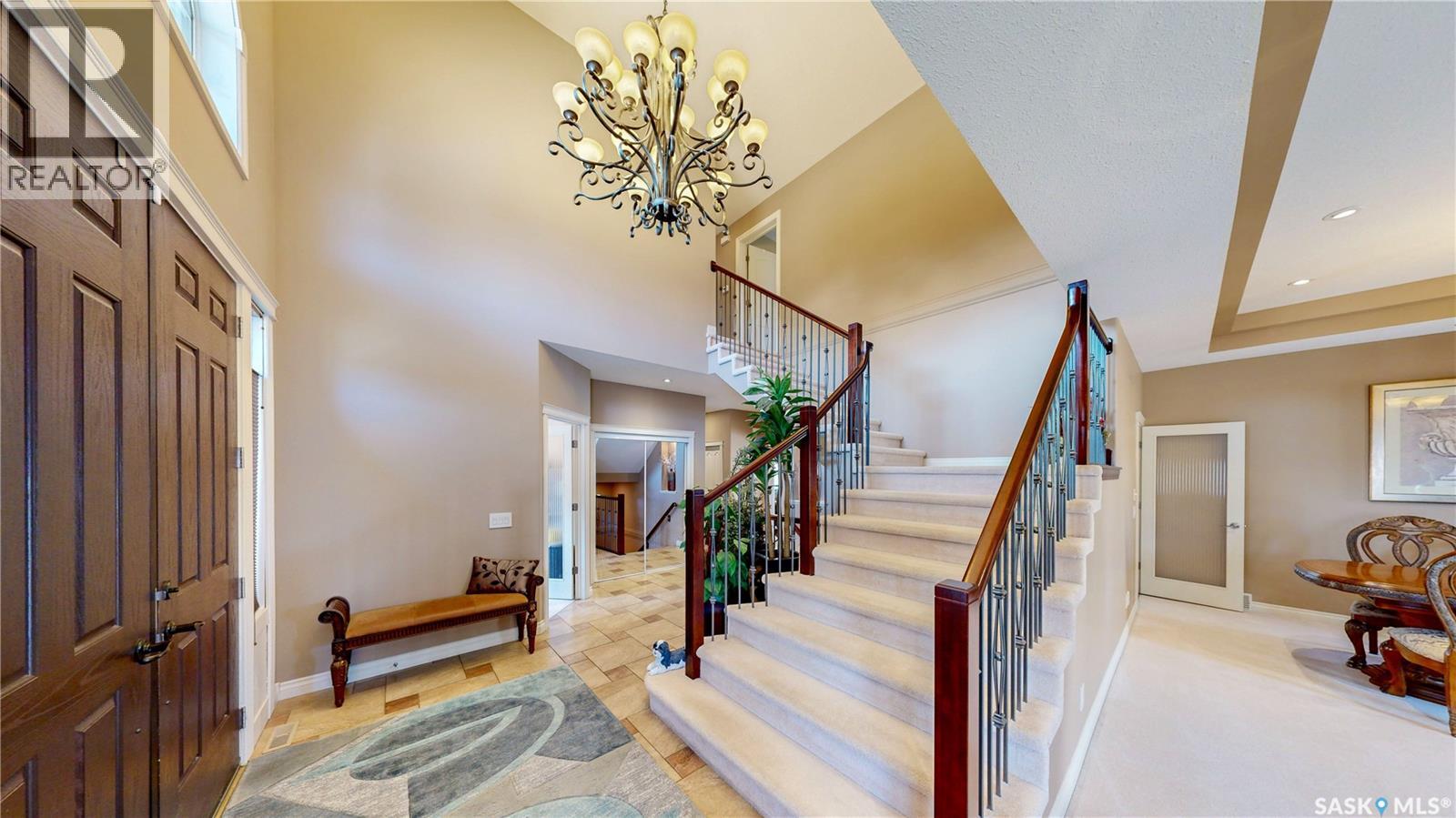 8259 Wascana Gardens Point, Regina, Saskatchewan  S4V 1G8 - Photo 3 - SK047026