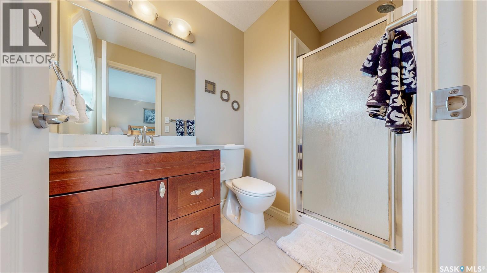 8259 Wascana Gardens Point, Regina, Saskatchewan  S4V 1G8 - Photo 39 - SK047026