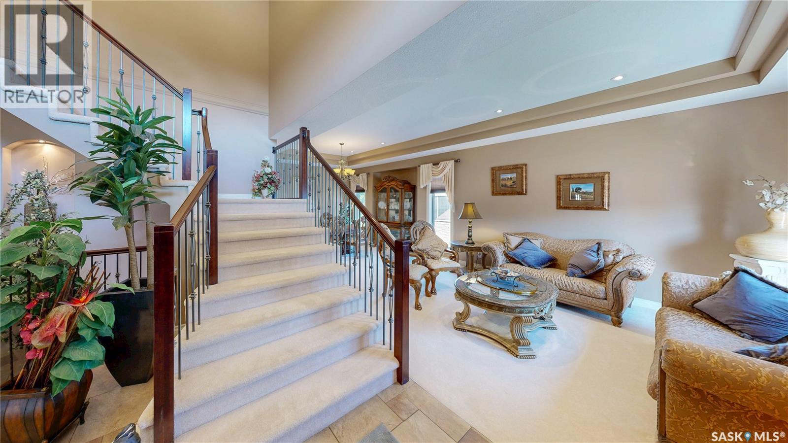 8259 Wascana Gardens Point, Regina, Saskatchewan  S4V 1G8 - Photo 5 - SK047026