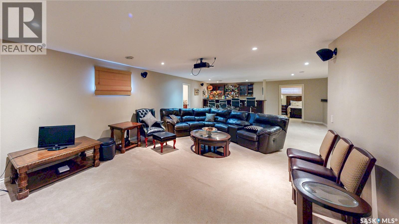 8259 Wascana Gardens Point, Regina, Saskatchewan  S4V 1G8 - Photo 54 - SK047026