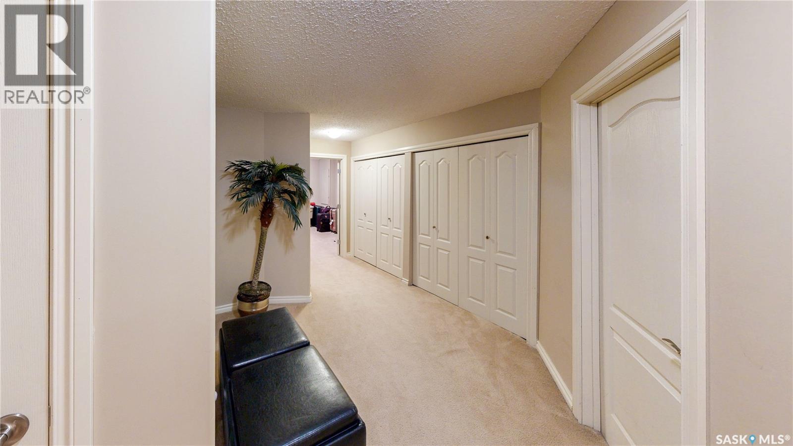 8259 Wascana Gardens Point, Regina, Saskatchewan  S4V 1G8 - Photo 59 - SK047026