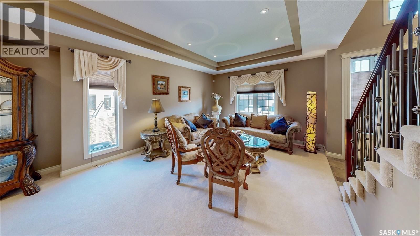 8259 Wascana Gardens Point, Regina, Saskatchewan  S4V 1G8 - Photo 6 - SK047026