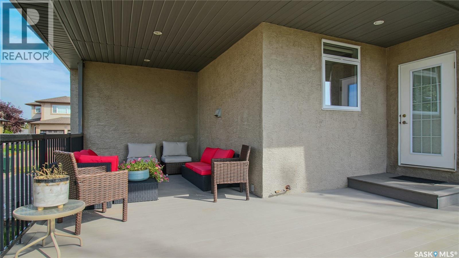 8259 Wascana Gardens Point, Regina, Saskatchewan  S4V 1G8 - Photo 66 - SK047026