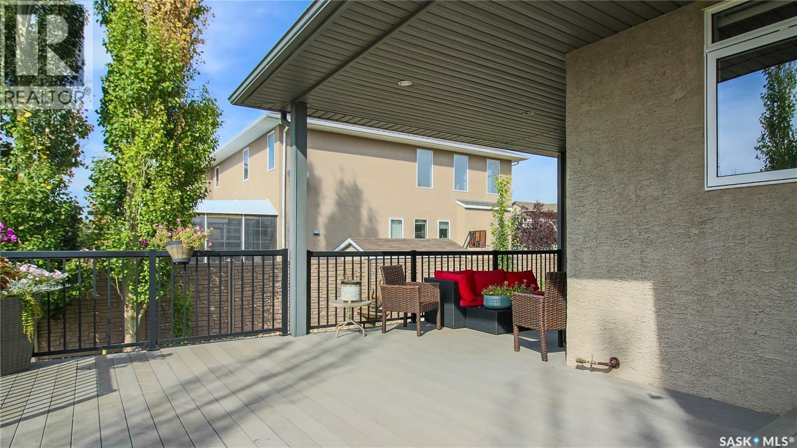 8259 Wascana Gardens Point, Regina, Saskatchewan  S4V 1G8 - Photo 67 - SK047026