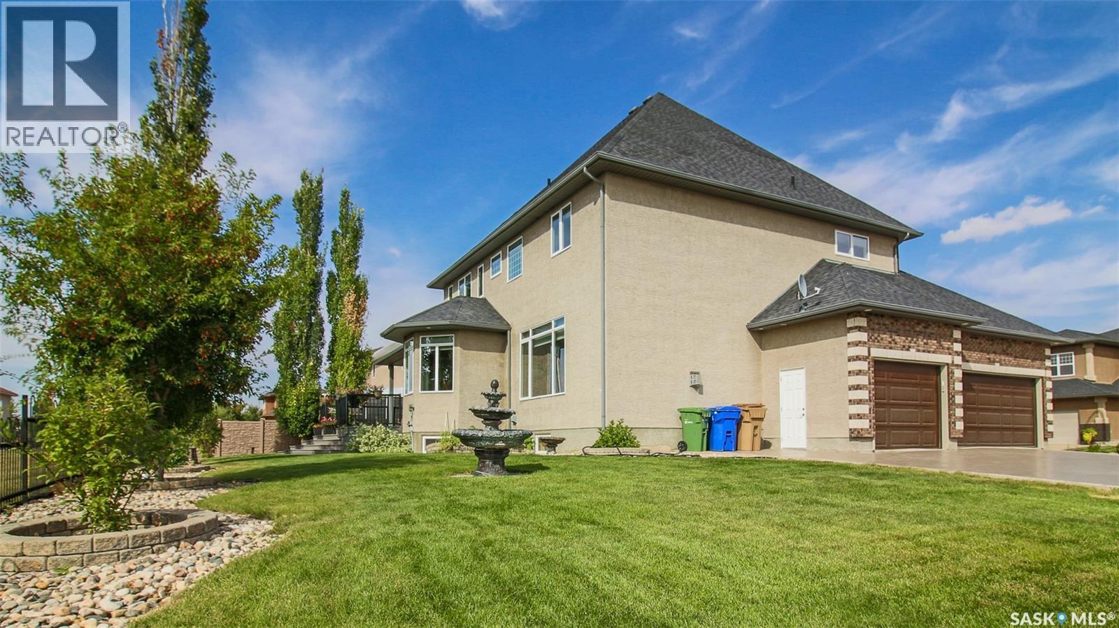 8259 Wascana Gardens Point, Regina, Saskatchewan  S4V 1G8 - Photo 70 - SK047026