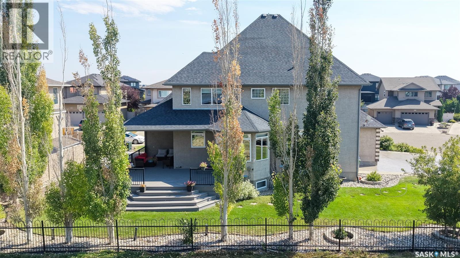 8259 Wascana Gardens Point, Regina, Saskatchewan  S4V 1G8 - Photo 75 - SK047026