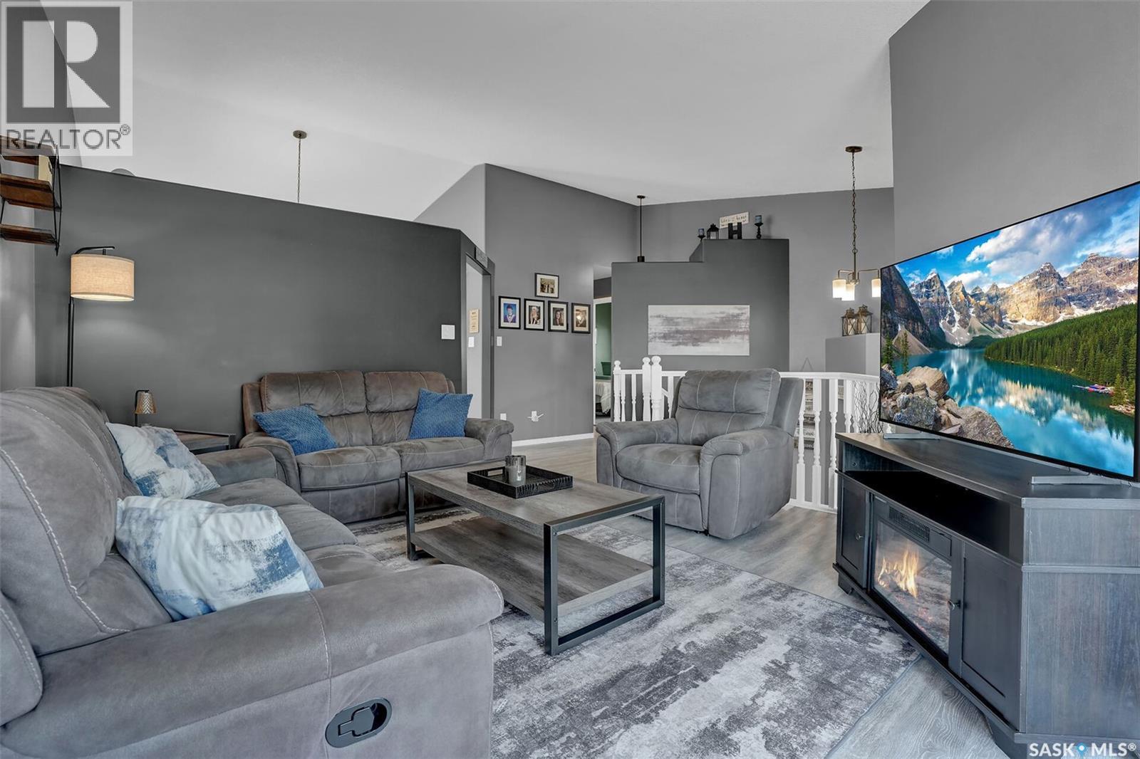 1355 Maple Leaf Crescent N, Regina, Saskatchewan  S4X 4J4 - Photo 6 - SK047024