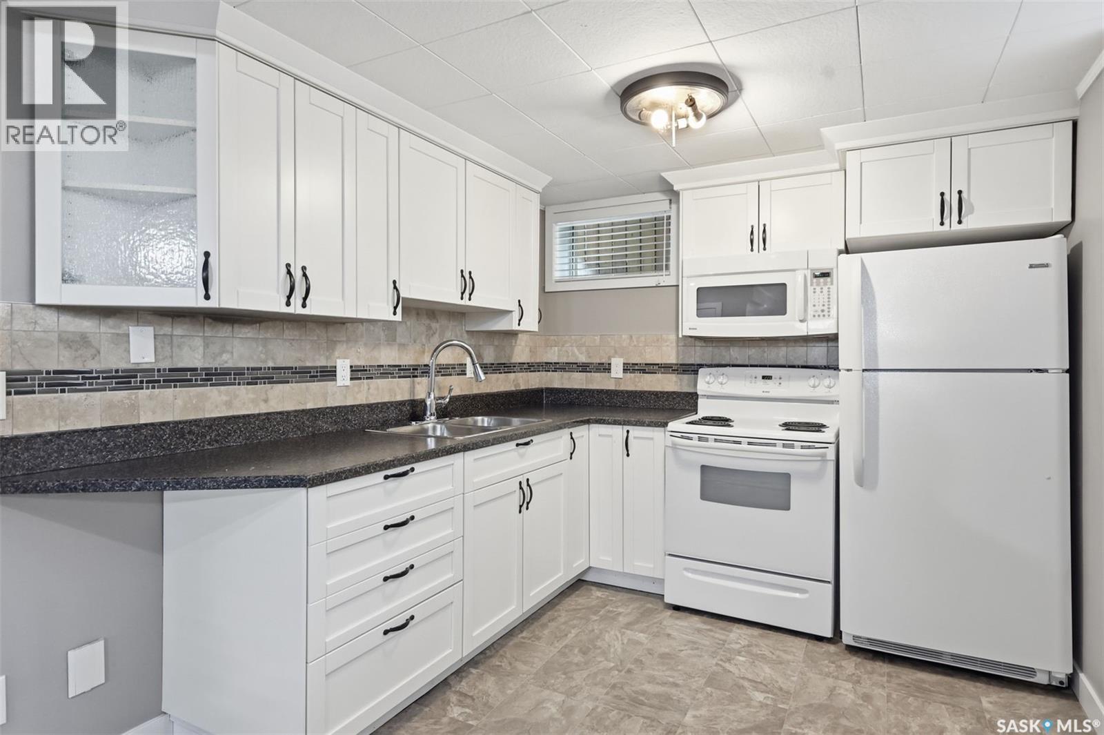 220 3rd Street E, Saskatoon, Saskatchewan  S7H 1L3 - Photo 17 - SK046997