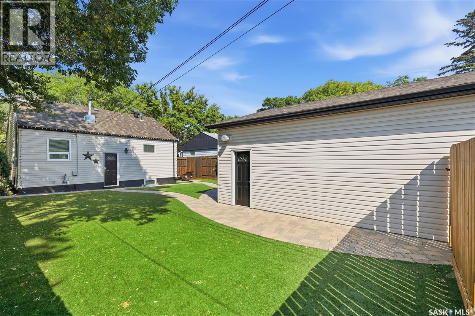 220 3rd Street E, Saskatoon, Saskatchewan  S7H 1L3 - Photo 40 - SK046997