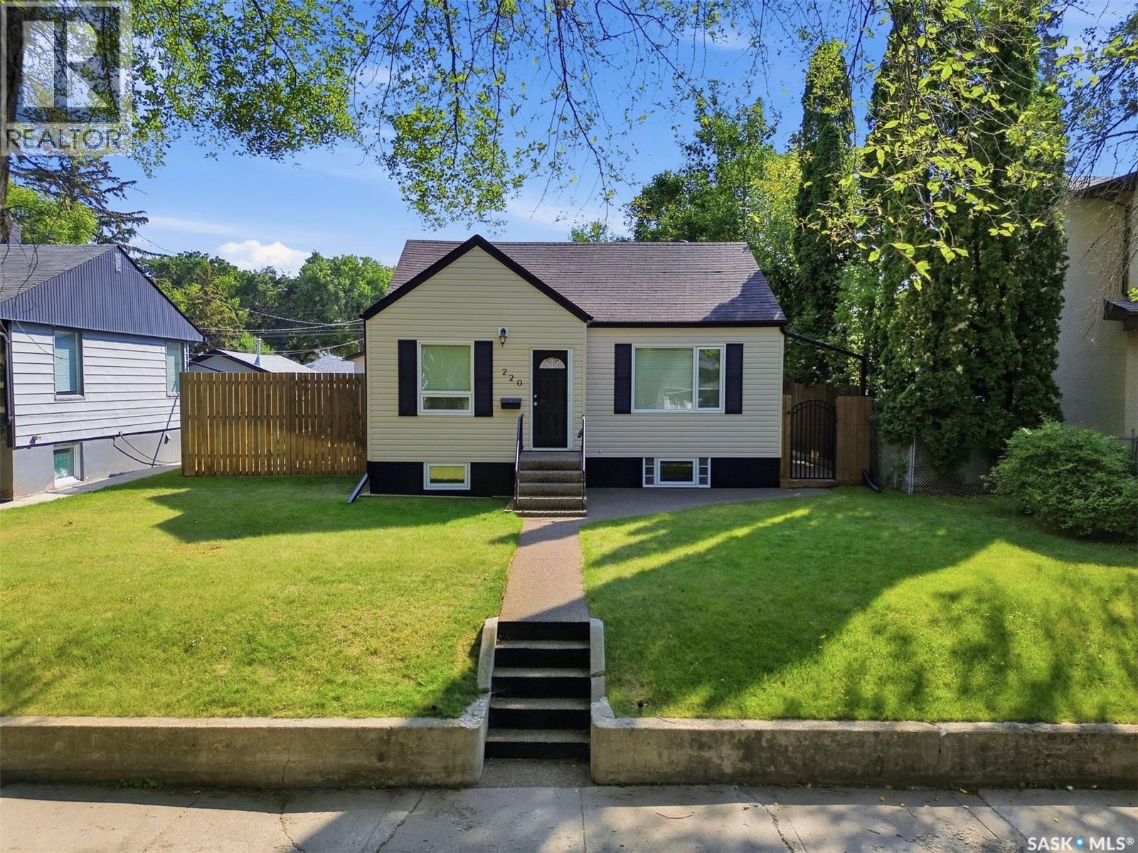 220 3rd Street E, Saskatoon, Saskatchewan  S7H 1L3 - Photo 48 - SK046997