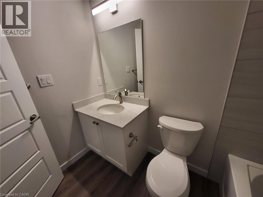 118 Gravel Ridge Trail Unit# F02, Kitchener, Ontario  N2E 0B8 - Photo 4 - 40834339