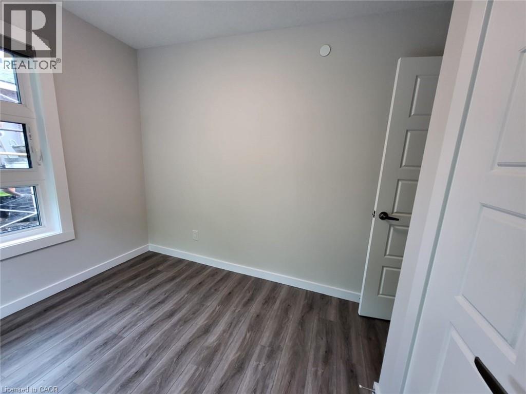 118 Gravel Ridge Trail Unit# F02, Kitchener, Ontario  N2E 0B8 - Photo 5 - 40834339