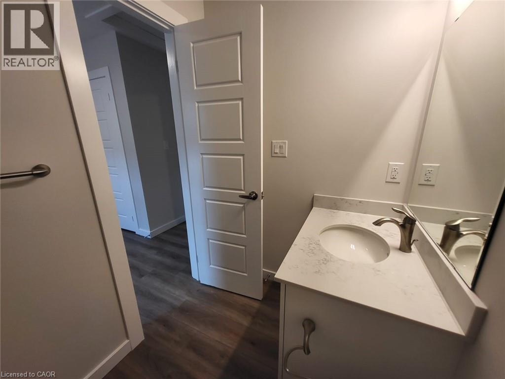 118 Gravel Ridge Trail Unit# F02, Kitchener, Ontario  N2E 0B8 - Photo 6 - 40834339
