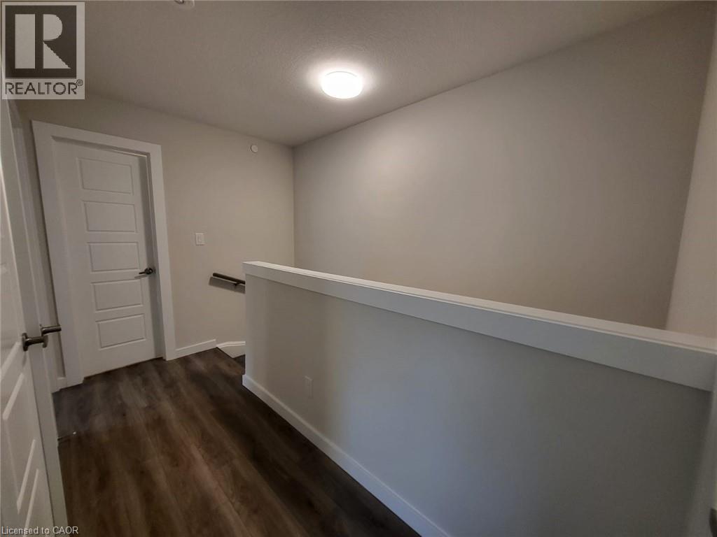 118 Gravel Ridge Trail Unit# F02, Kitchener, Ontario  N2E 0B8 - Photo 2 - 40834339