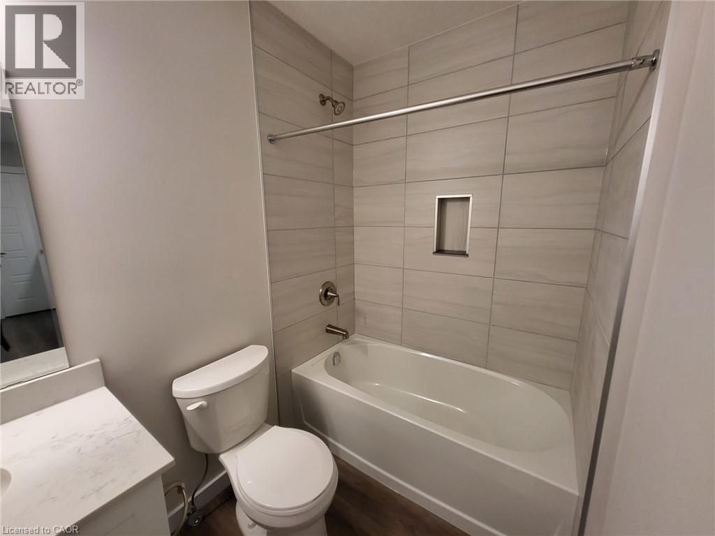 118 Gravel Ridge Trail Unit# F02, Kitchener, Ontario  N2E 0B8 - Photo 18 - 40834339