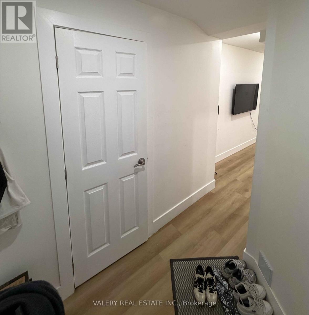 Lower - 1502 Dufferin Street, Toronto, Ontario  M6H 3L4 - Photo 3 - W13594332