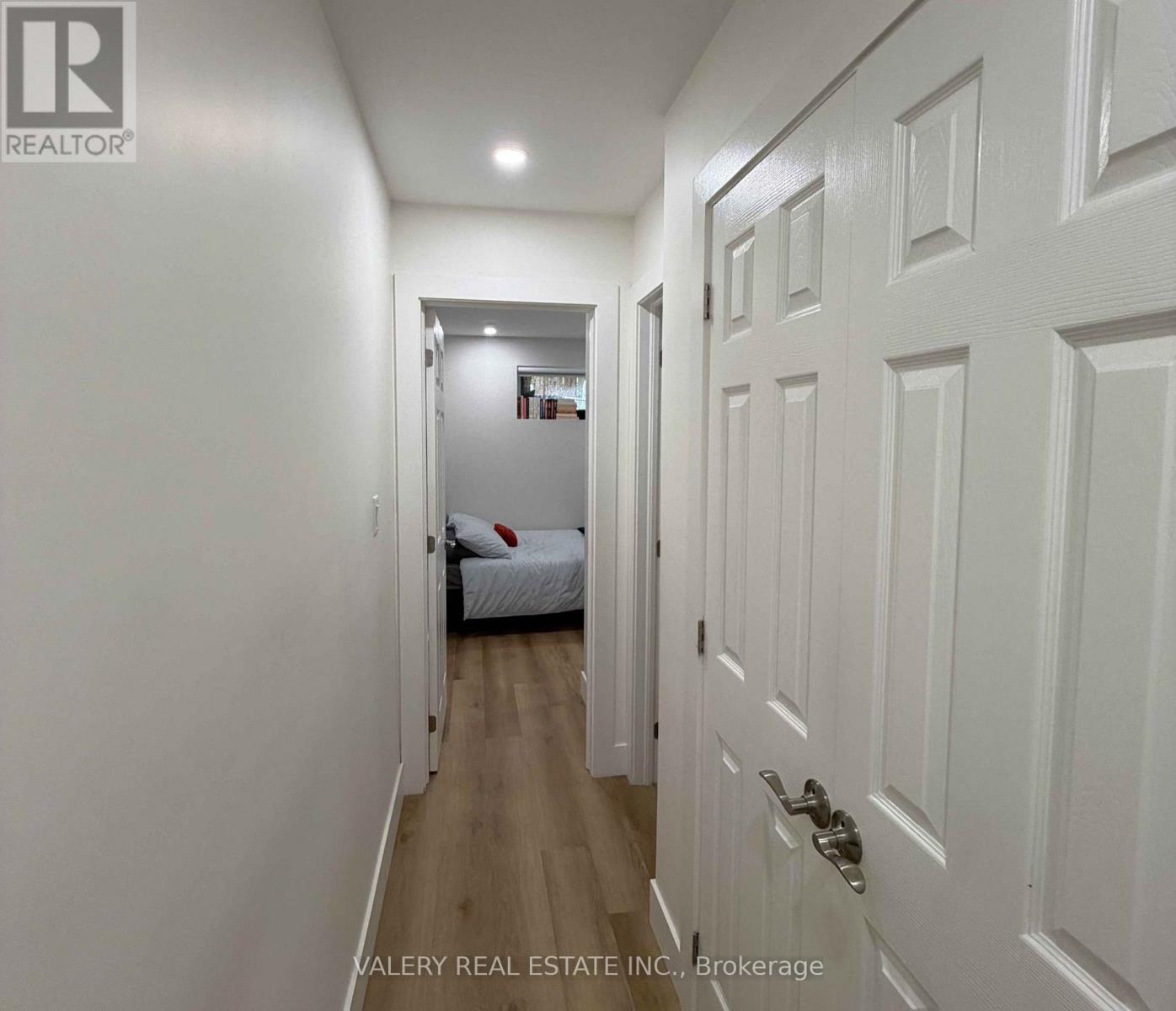 Lower - 1502 Dufferin Street, Toronto, Ontario  M6H 3L4 - Photo 14 - W13594332