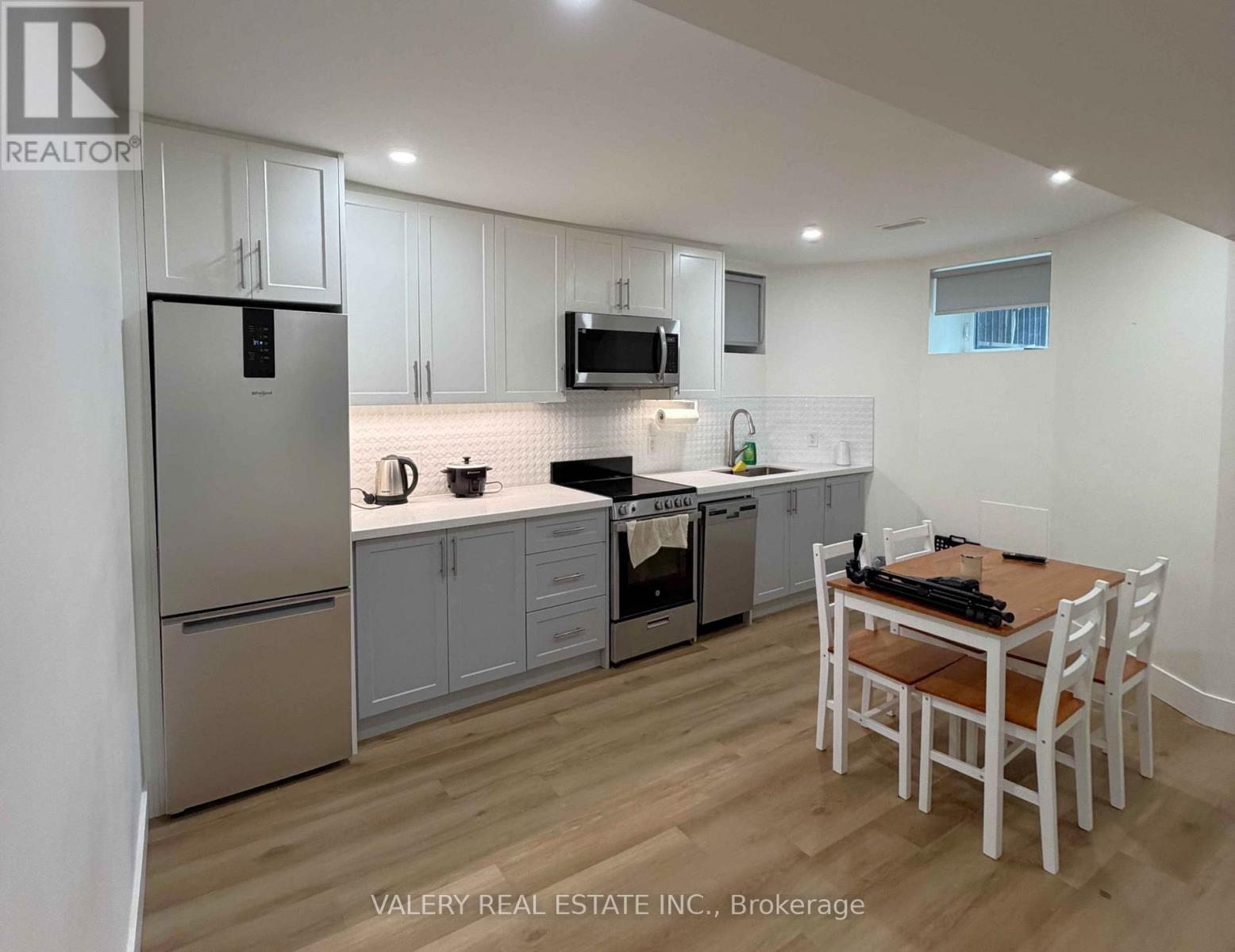 LOWER - 1502 DUFFERIN STREET, Toronto, Ontario