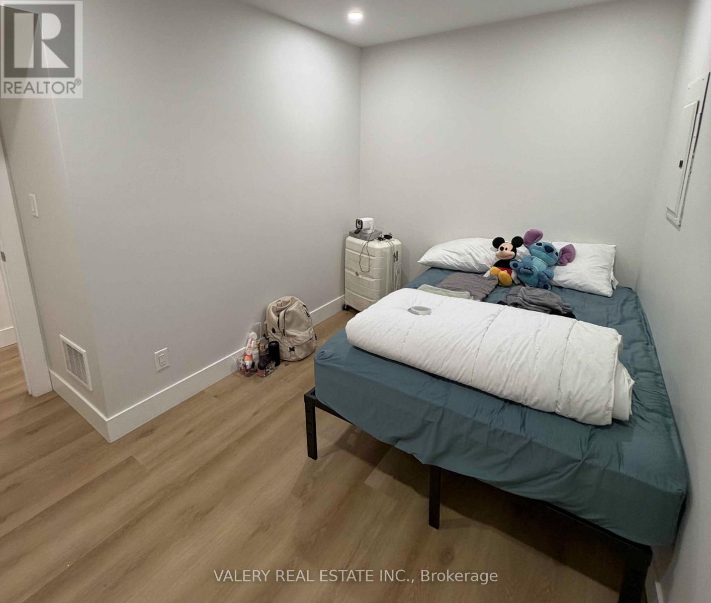 Lower - 1502 Dufferin Street, Toronto, Ontario  M6H 3L4 - Photo 11 - W13594332