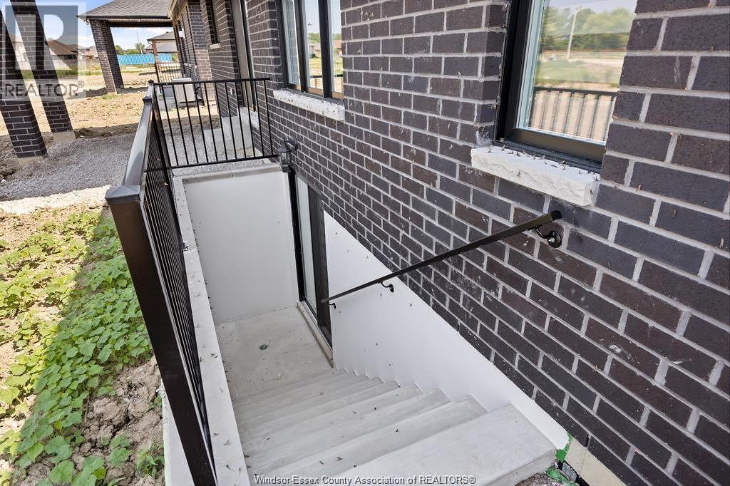 510 Veneto Street, Lakeshore, Ontario  N0R 1A0 - Photo 29 - 26021040