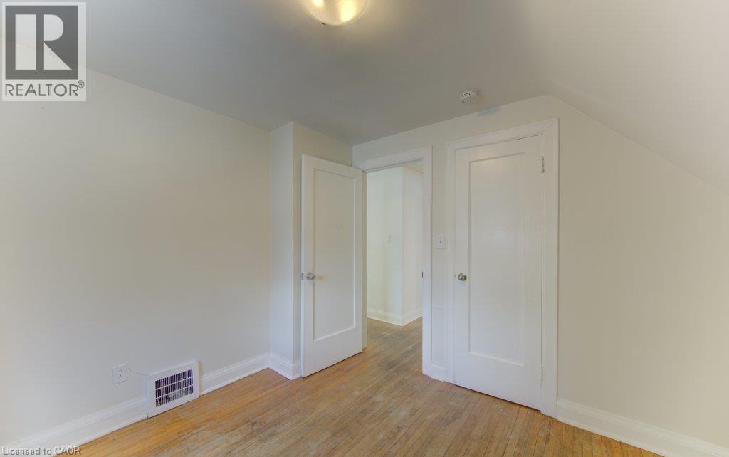 8 Marshall Street, Waterloo, Ontario  N2J 2T2 - Photo 20 - 40831812