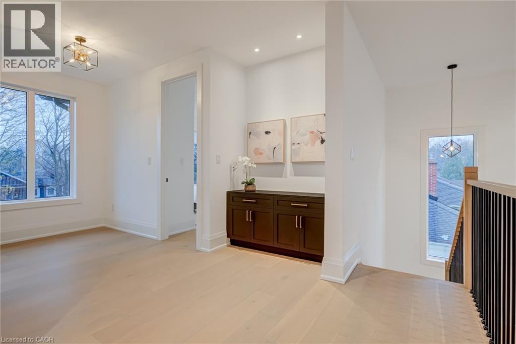 102 Cumming Court, Ancaster, Ontario  L9G 1V3 - Photo 32 - 40850663