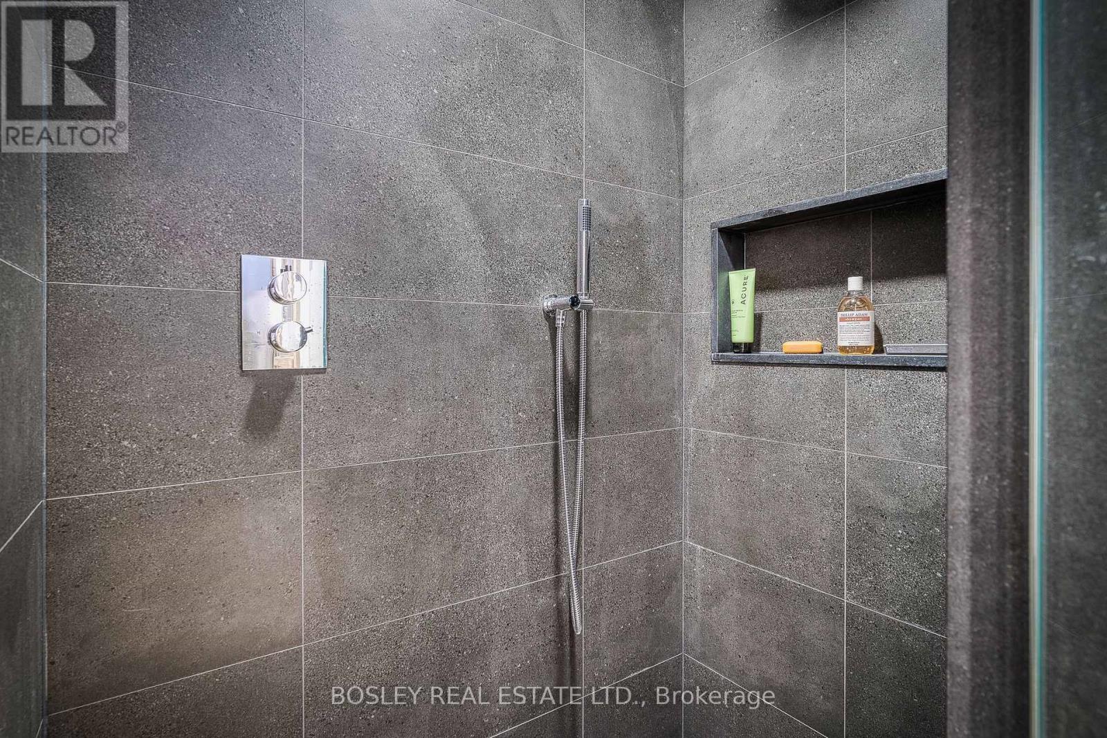 (Main House) - 34 Beaconsfield Avenue, Toronto, Ontario  M6J 3H9 - Photo 38 - C13726880