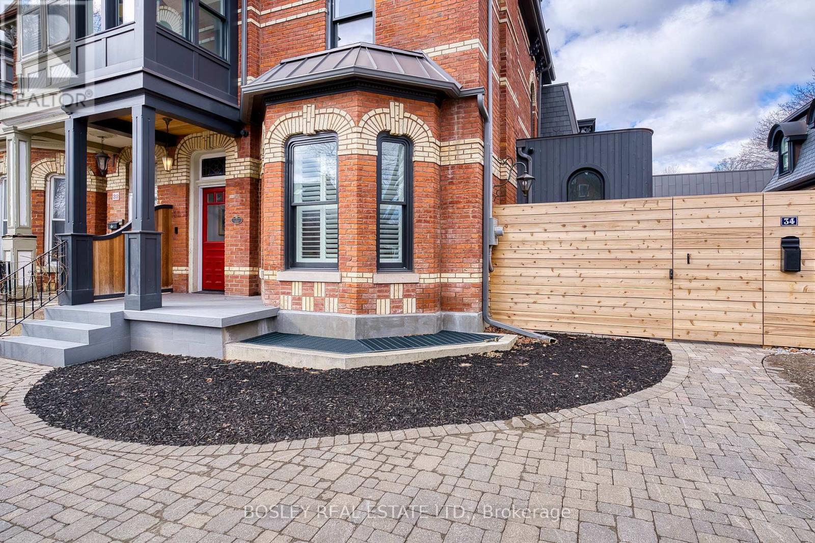 (Main House) - 34 Beaconsfield Avenue, Toronto, Ontario  M6J 3H9 - Photo 46 - C13726880