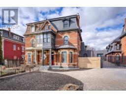 (MAIN HOUSE) - 34 BEACONSFIELD AVENUE, Toronto, Ontario