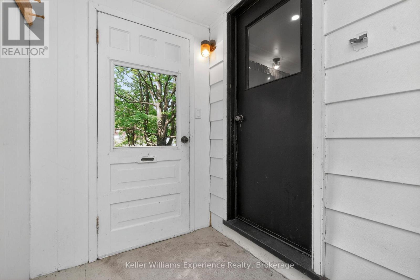 9782 Beachwood Drive, Collingwood, Ontario  L9Y 5P8 - Photo 16 - S13726838