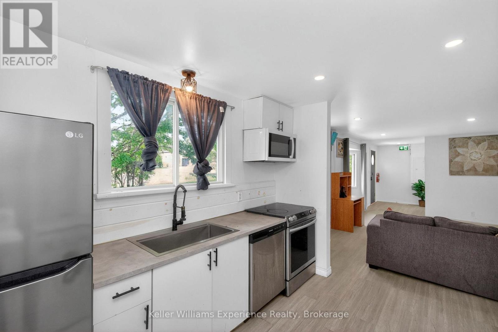9782 Beachwood Drive, Collingwood, Ontario  L9Y 5P8 - Photo 20 - S13726838