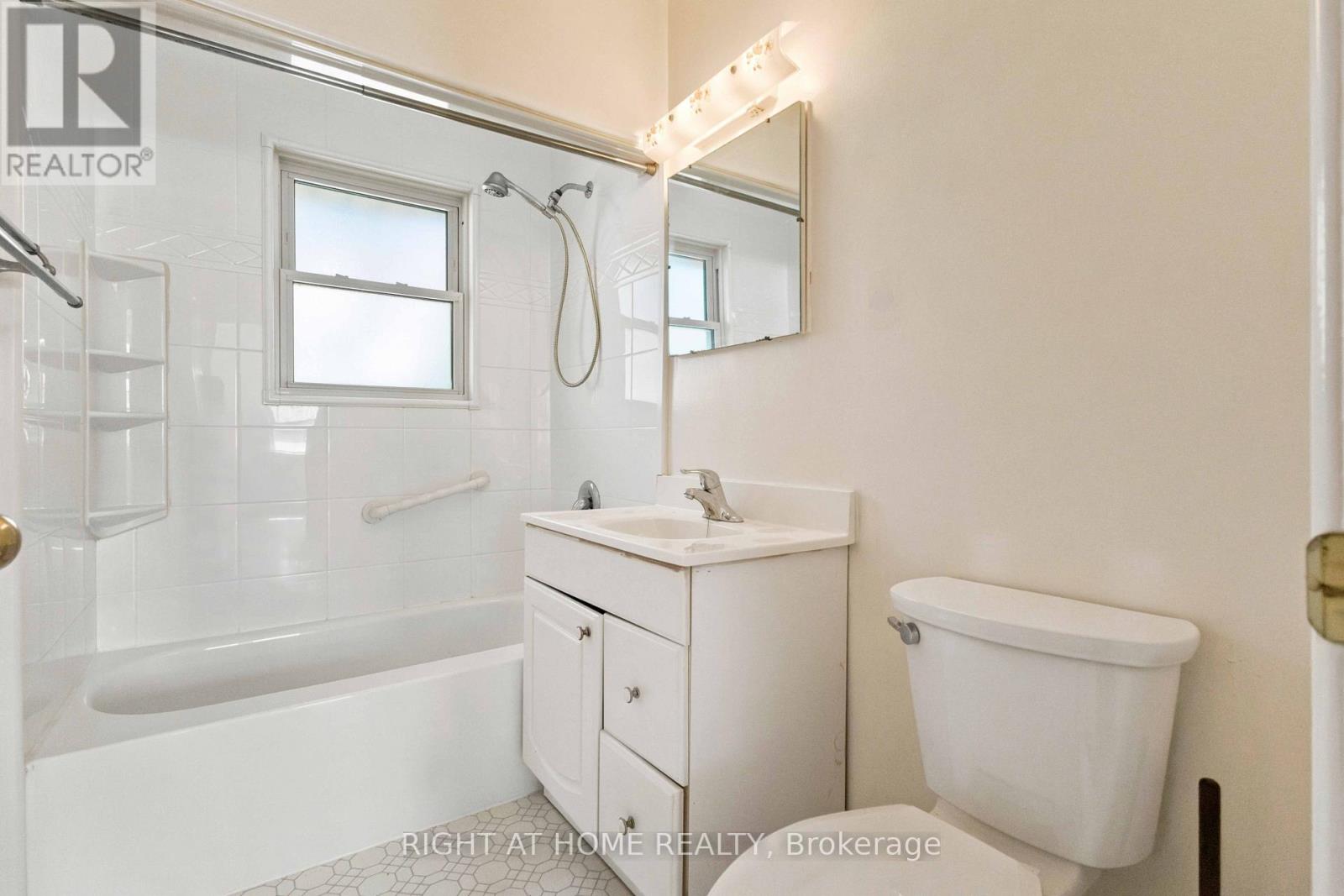 26 Phair Avenue, Clarington, Ontario  L1E 2W5 - Photo 27 - E13726968