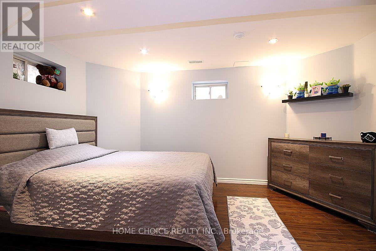 155 Hollandview Trail, Aurora, Ontario  L4G 7J2 - Photo 22 - N13726814