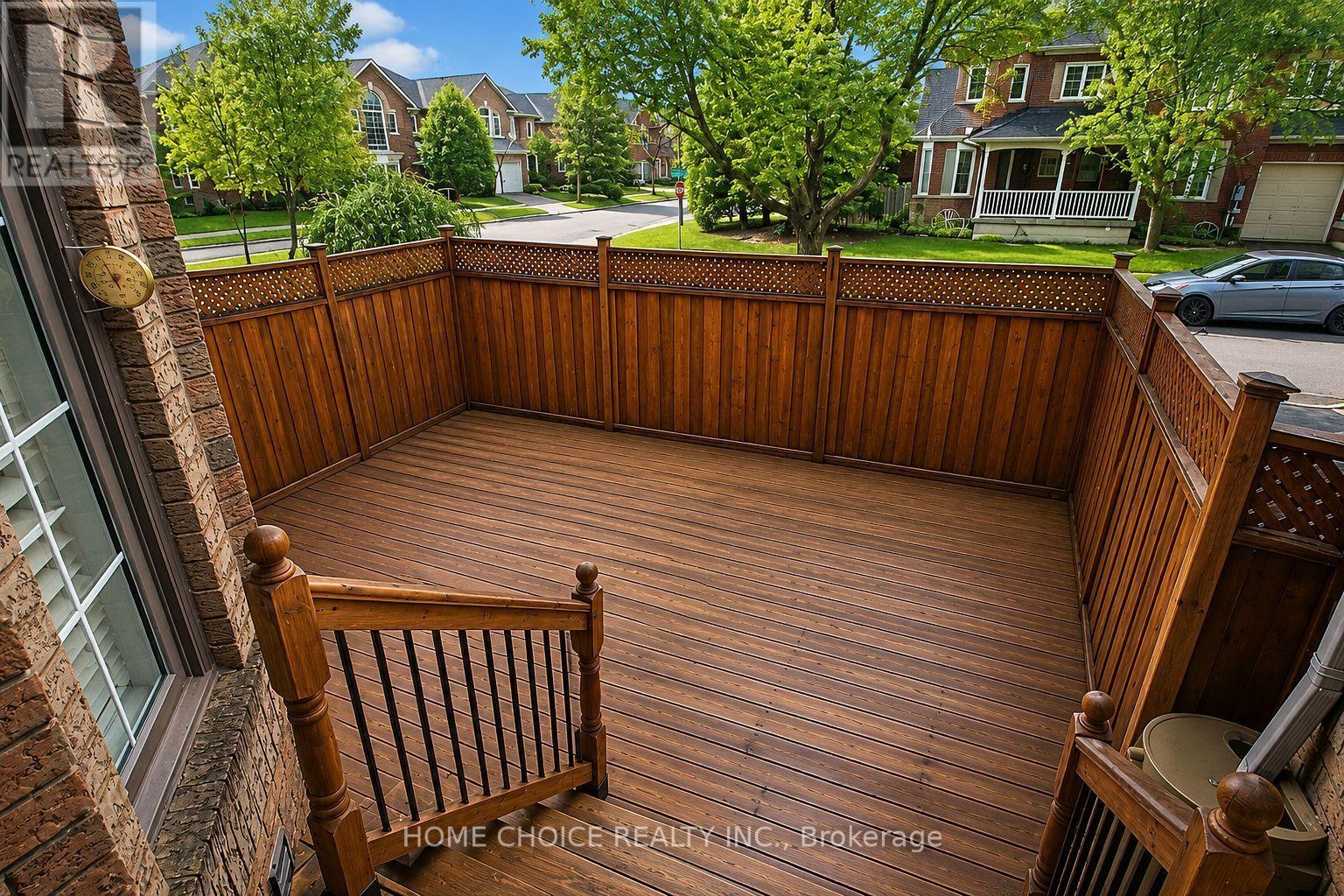 155 Hollandview Trail, Aurora, Ontario  L4G 7J2 - Photo 26 - N13726814