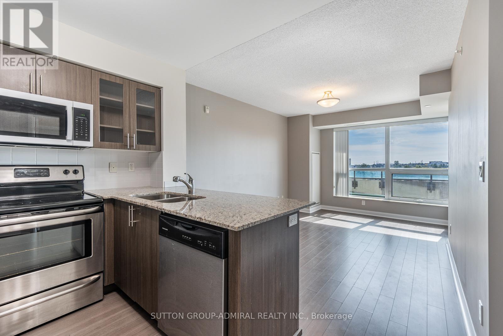 412 - 75 Norman Bethune Avenue, Richmond Hill, Ontario  L4C 9N6 - Photo 2 - N13726934