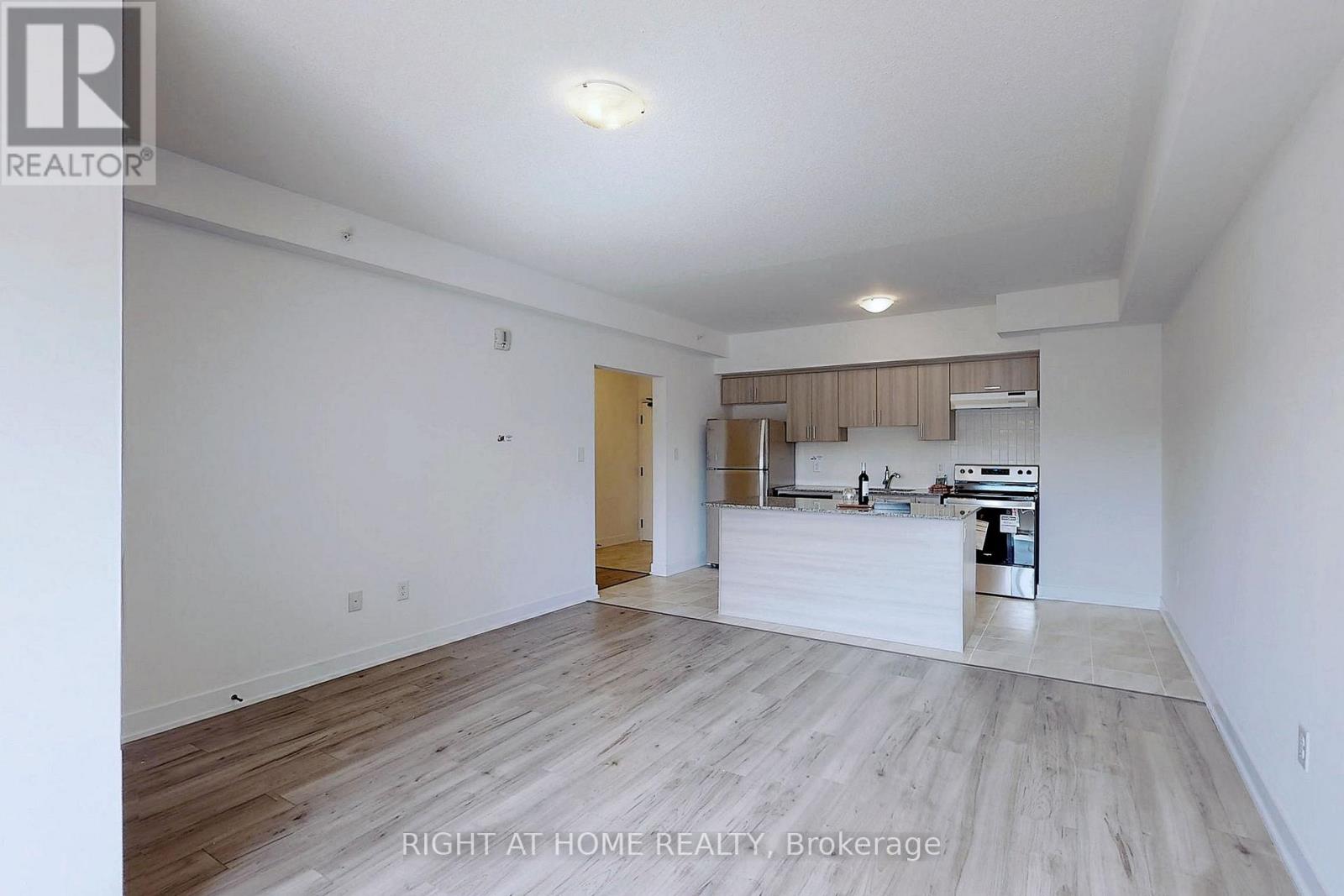 204 - 8 Culinary Lane, Barrie, Ontario  L9J 0T2 - Photo 6 - S13726828