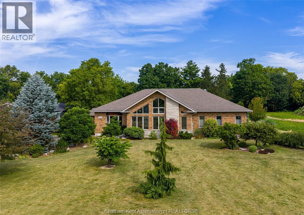 10965 River Line, Chatham-Kent, Ontario  N7M 5J4 - Photo 2 - 26017611