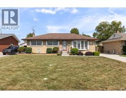 3890 AVON, Windsor, Ontario