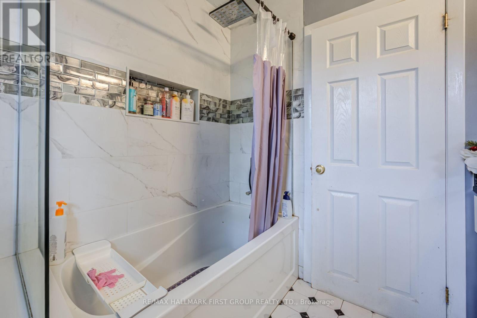 180 Sherwood Avenue, Oshawa, Ontario  L1G 3L8 - Photo 12 - E13726874