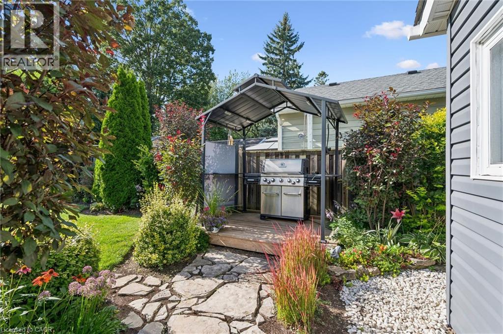 30 Chalmers Street S, Cambridge, Ontario  N1R 5B2 - Photo 40 - 40858714