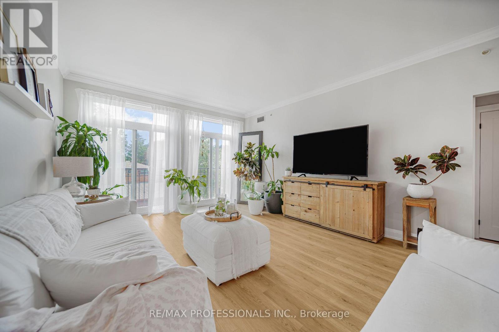 211 - 3531 Lake Shore Boulevard W, Toronto, Ontario  M8W 1P4 - Photo 19 - W13726844