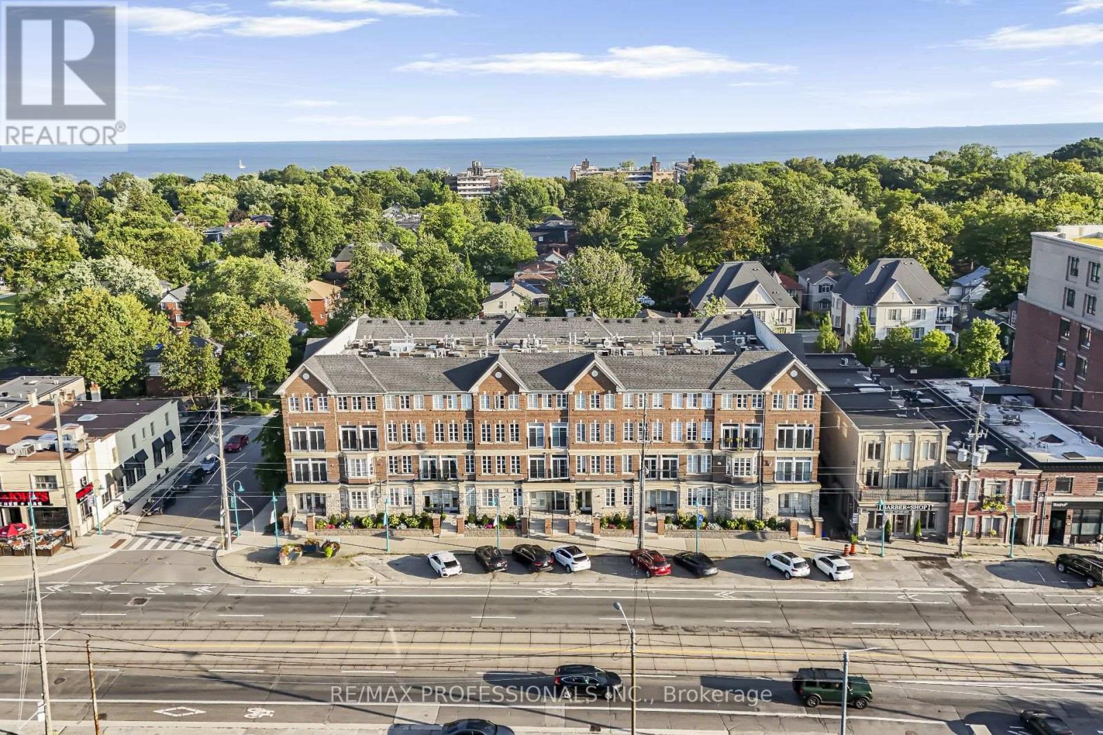211 - 3531 Lake Shore Boulevard W, Toronto, Ontario  M8W 1P4 - Photo 2 - W13726844