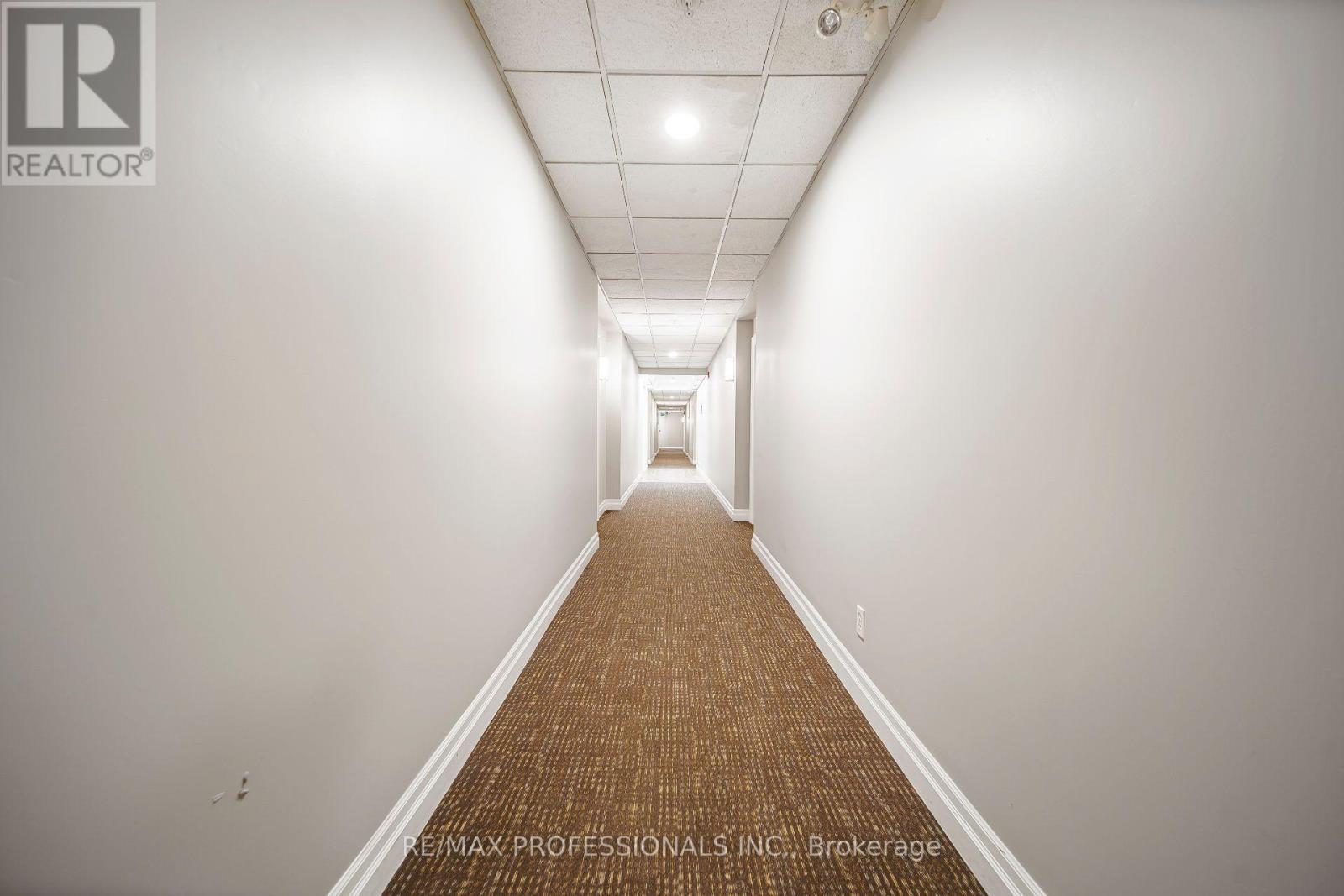 211 - 3531 Lake Shore Boulevard W, Toronto, Ontario  M8W 1P4 - Photo 5 - W13726844